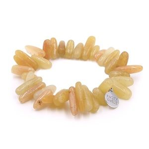 New Kinsley Armelle Chip Collection bracelet in color Passion